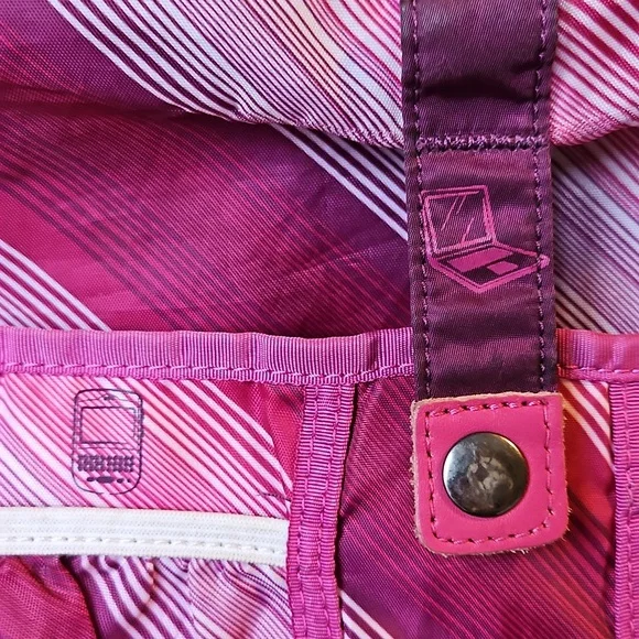 Lululemon First Release Travel Tote - Picture 12 of 13